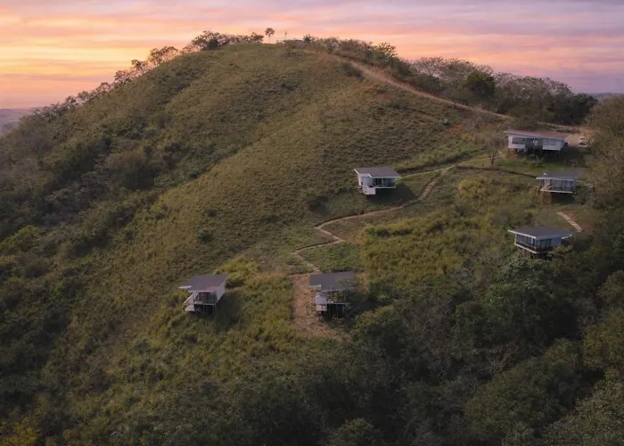 Nosara Hideaway 1 - Mountain View Cabins&breakfast Provided